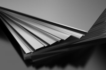 Титановый лист ВТ20 2,5*90*350 0,4кг